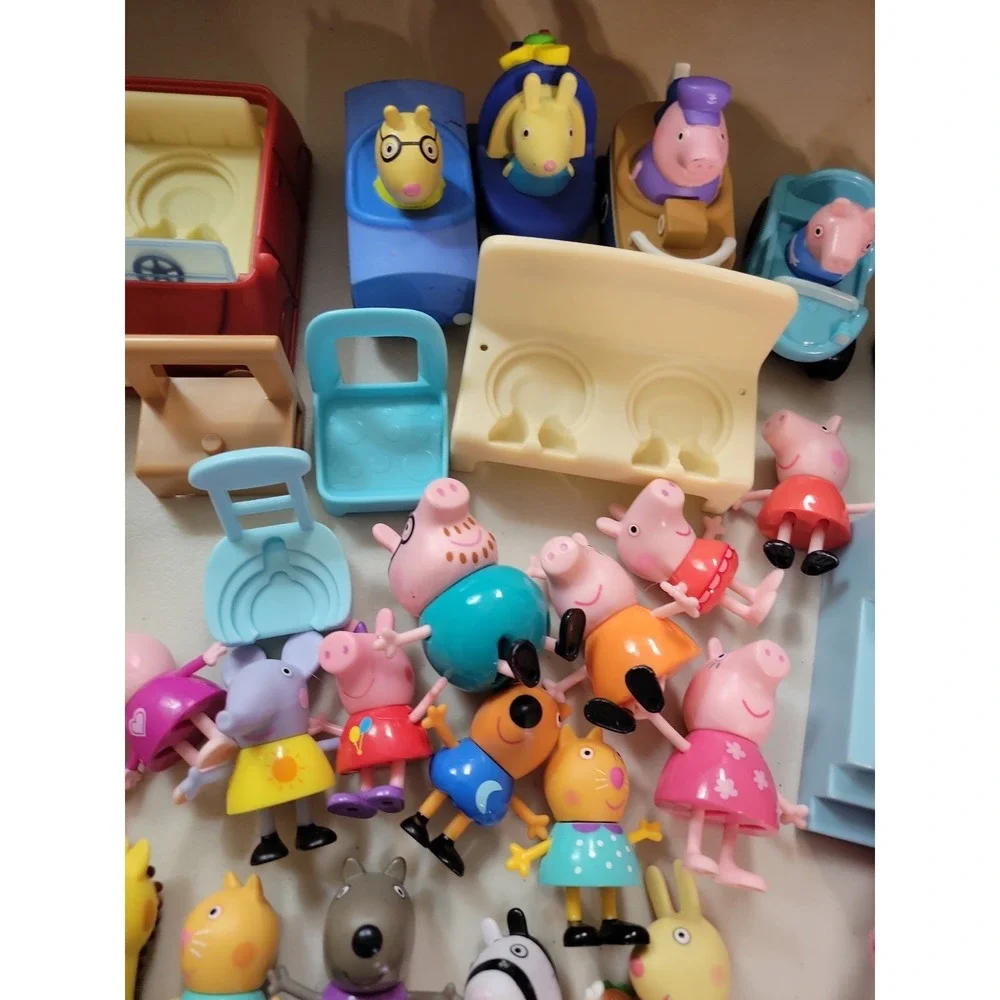 Huge mixed Lot Peppa Pig & Friends Action Figures accessories toys